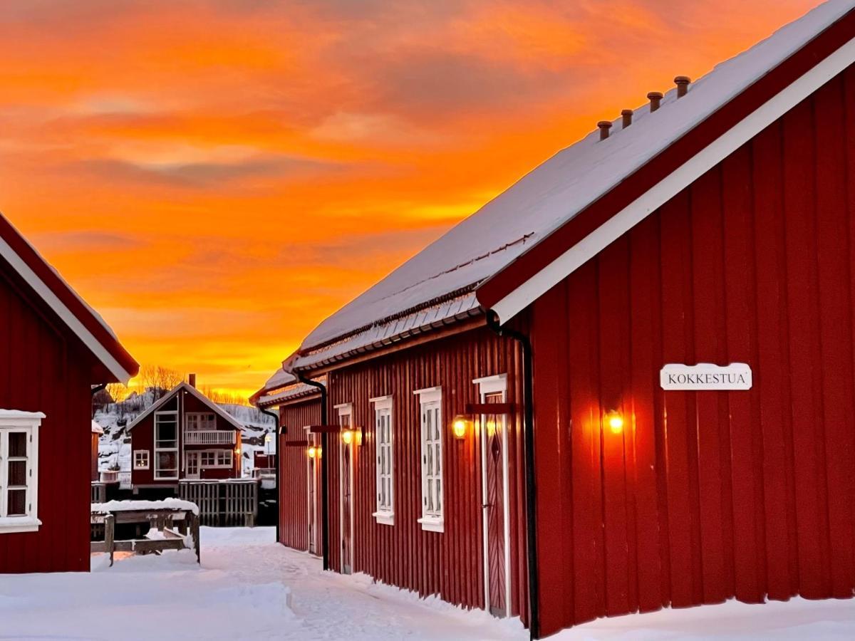 Anker Brygge Hotel Svolvær Exterior foto The old town of Røros